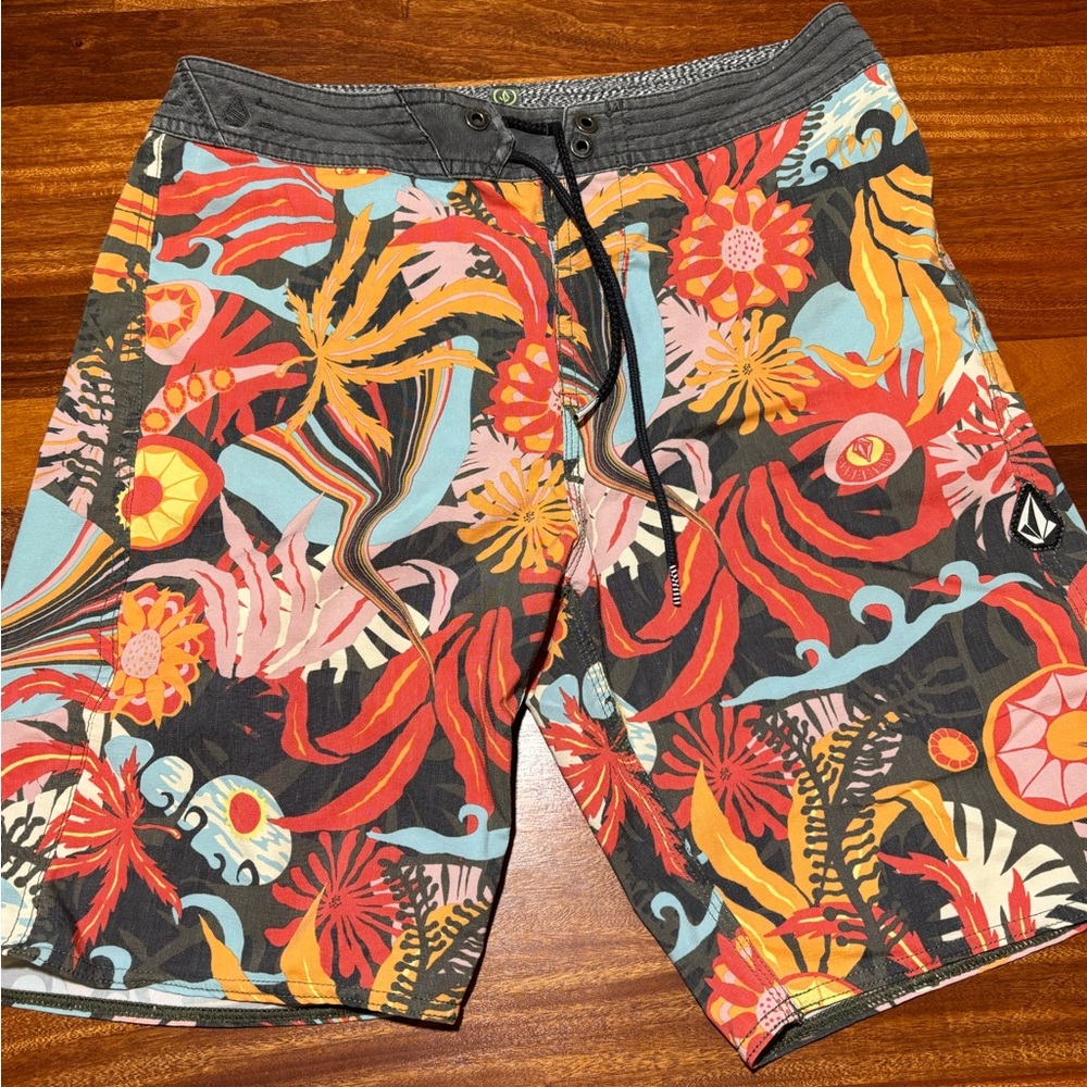 Volcom Red and Orange Board Shorts Vibrant Floral Design